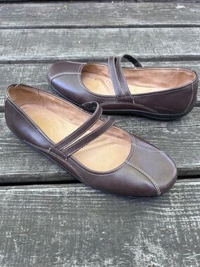 Naturalizer Brown Double-Strap Mary Jane Flats